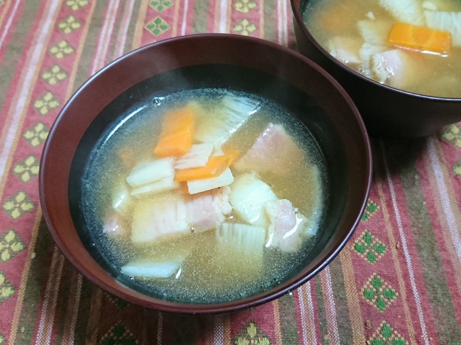ベーコンと長芋のスープ