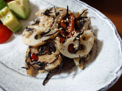 蓮根と人参とひじきの煮物