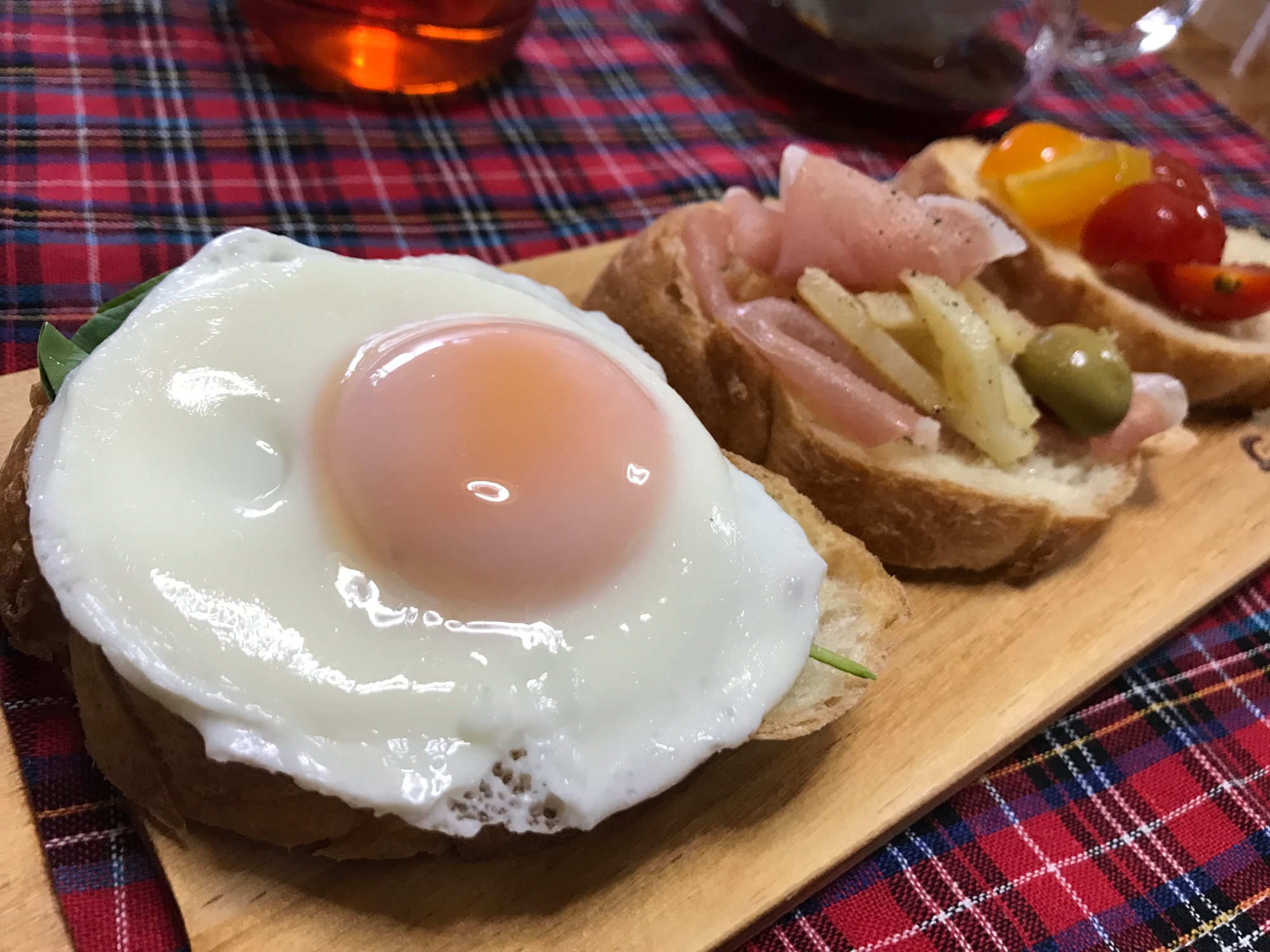 フランスパンの卵焼き乗せ