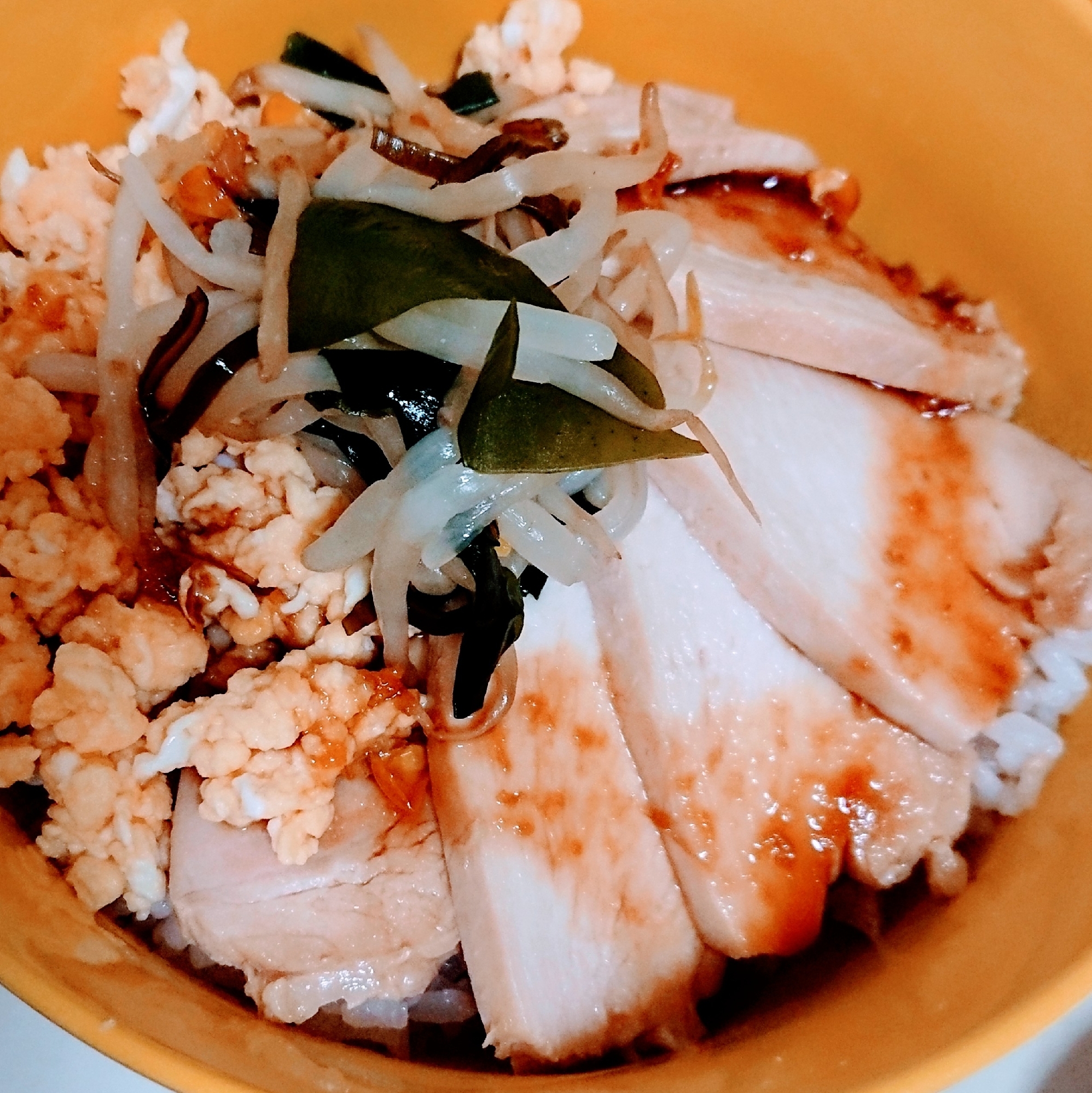 炊飯器鳥チャーシューアレンジ 丼