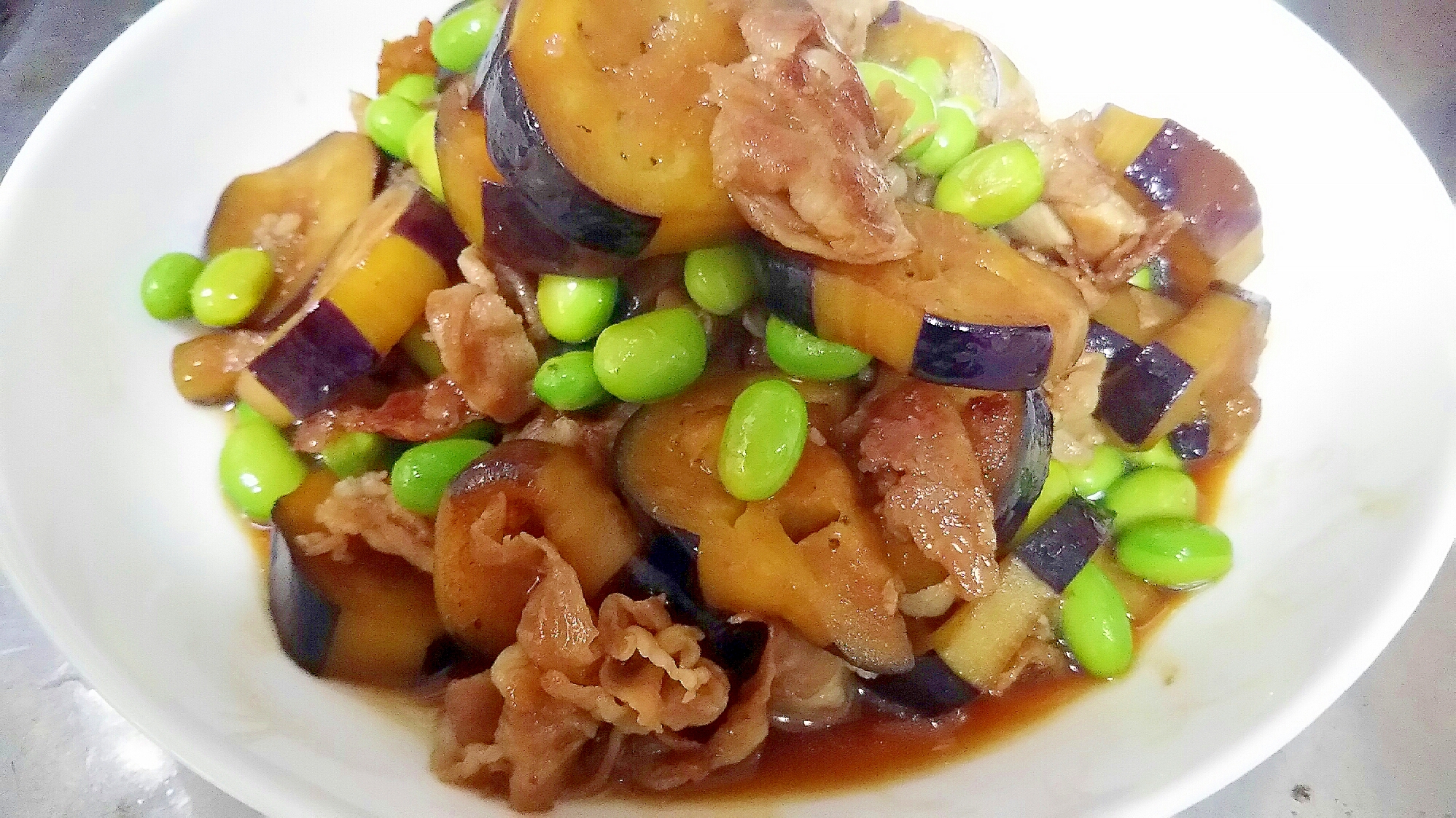 ご飯が進む。茄子と豚肉の炒め物