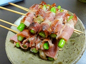 焼鳥やさん居酒屋メニュー アスパラベーコン巻 レシピ 作り方 By ｙｂｋｍｋ 楽天レシピ