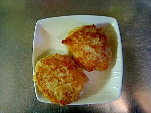 鶏 ひき肉 ハンバーグ