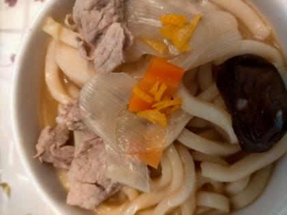 簡単！味噌煮込みうどん♪