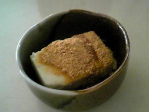 豆腐でデザート（黒蜜きなこ）