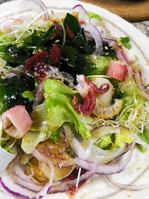 海藻蒟蒻海鮮サラダ
