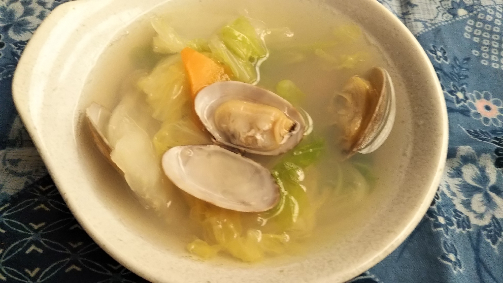 白菜とあさりのスープ☆