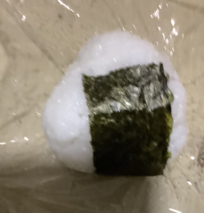 椎茸の紫蘇炒めのおにぎり弁当