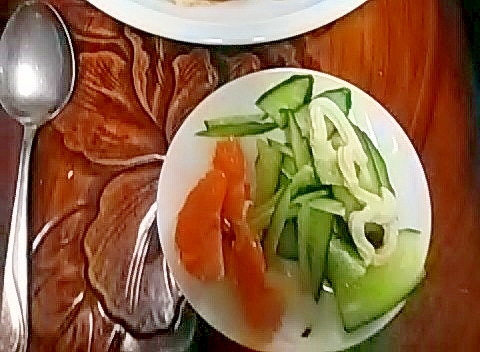 キュウリみかんサラダ