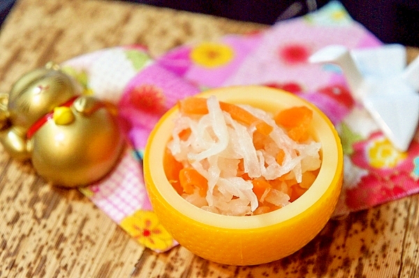 初めてさんでも簡単に出来ちゃう♪おせちの紅白なます