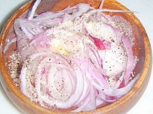 紫玉ねぎのイタリアン風サラダ