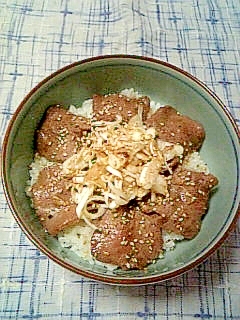 シンプル☆ネギ塩牛タン丼☆