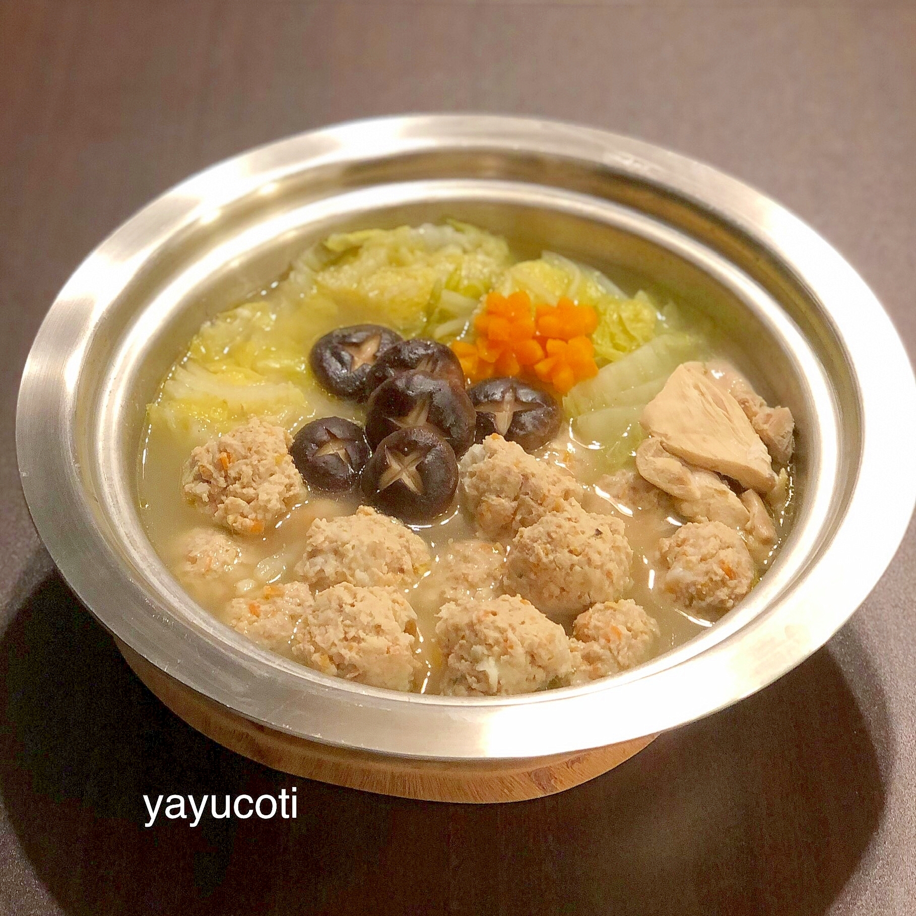 里芋でふわふわ鶏団子鍋 レシピ 作り方 By Yayucoti 楽天レシピ