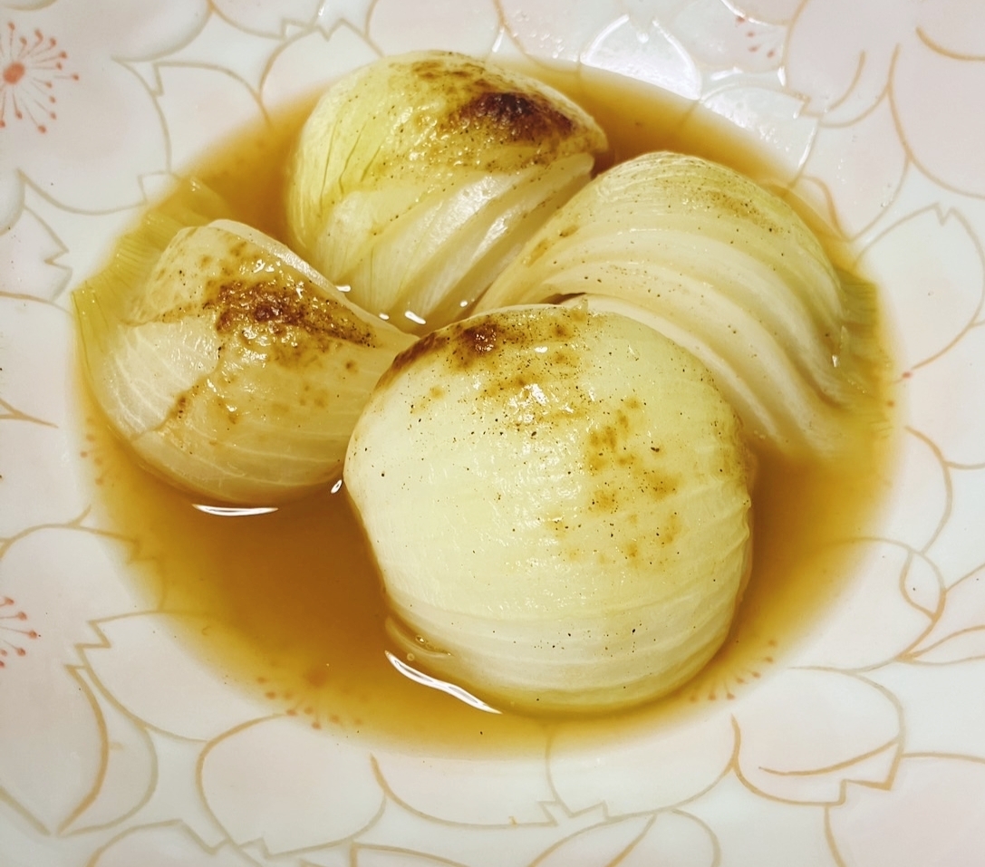 レンジで！新玉ねぎのデミグラススープ煮