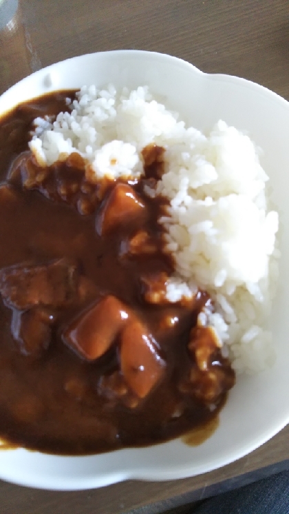 ＊炊飯器で煮るカレーライス＊