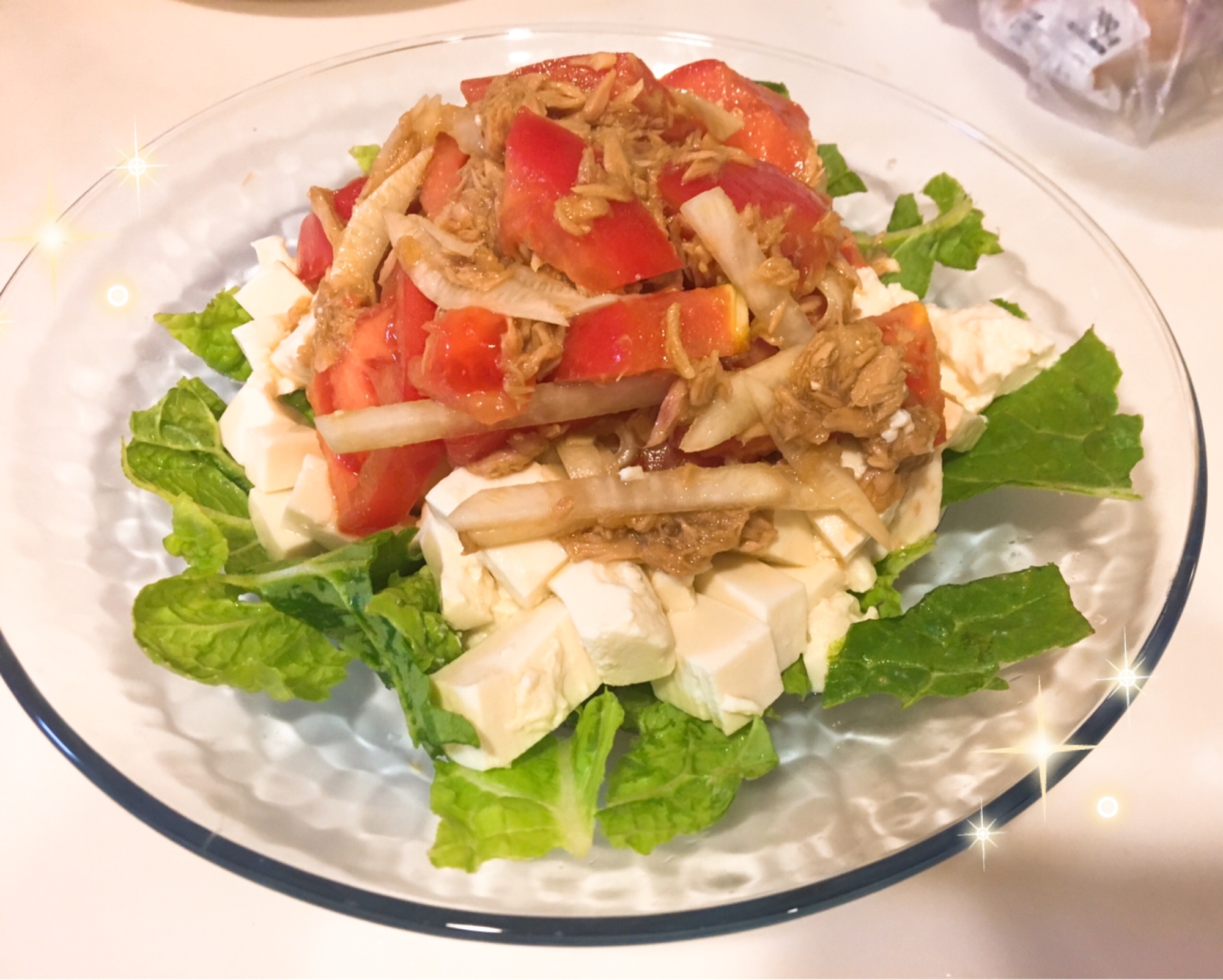 味ぽんとツナ缶で作る。サッパリ！豆腐トマトサラダ