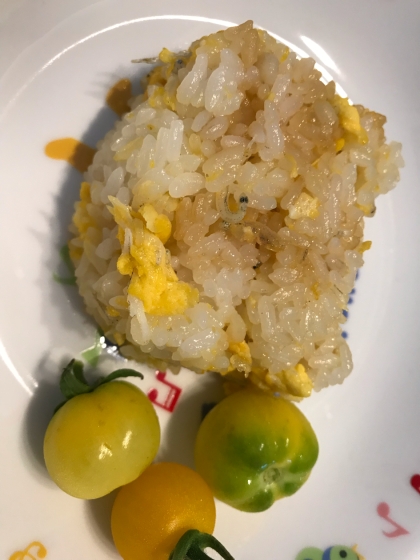 しらすがあったので、家族みんなで食べました。2歳の息子も食べてくれました^_^