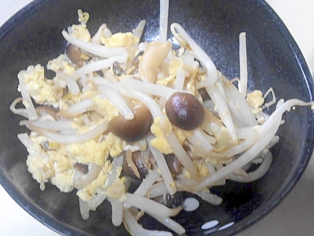 もやしとキノコのバター醤油炒め レシピ 作り方 By Collon23 楽天レシピ