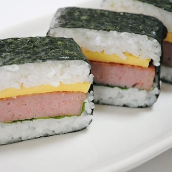 大葉でさっぱりスパムおにぎり レシピ 作り方 By Ike5 楽天レシピ 大葉でさっぱりスパムおにぎり レシピ 作り方 By Ike5 楽天レシピ