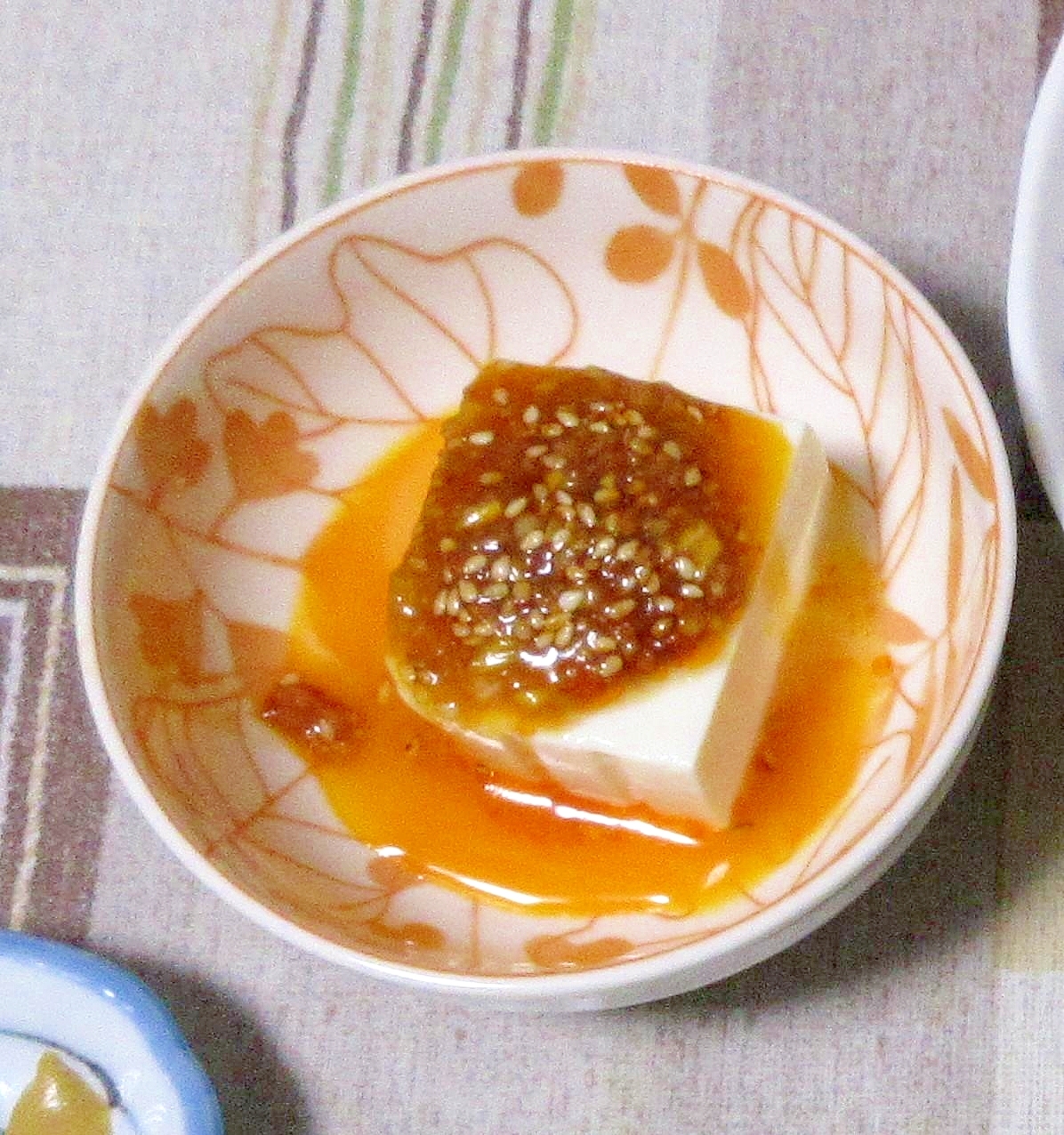 味噌だれのせ冷ややっこ