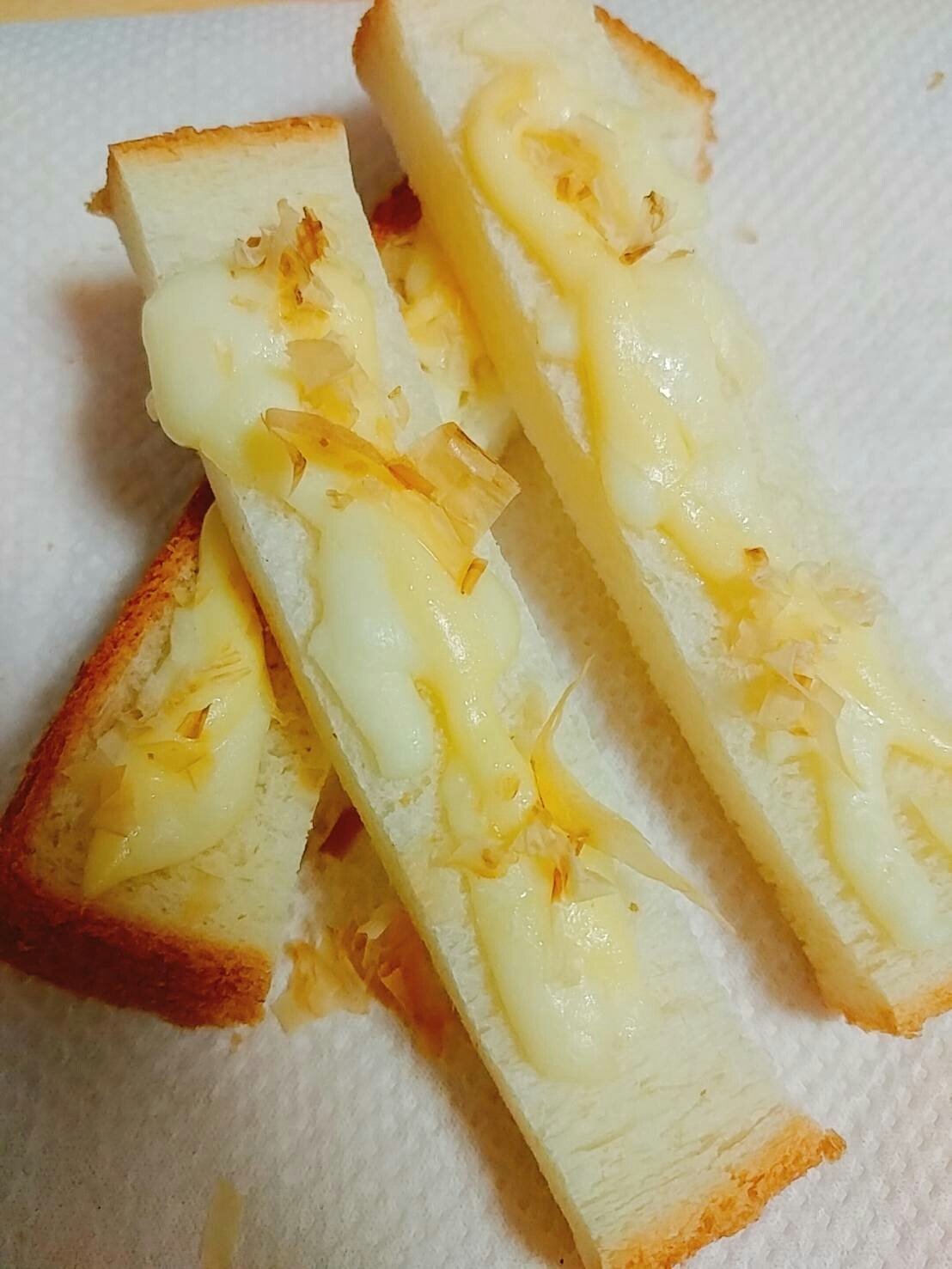 マヨチーズおかかスティックトースト