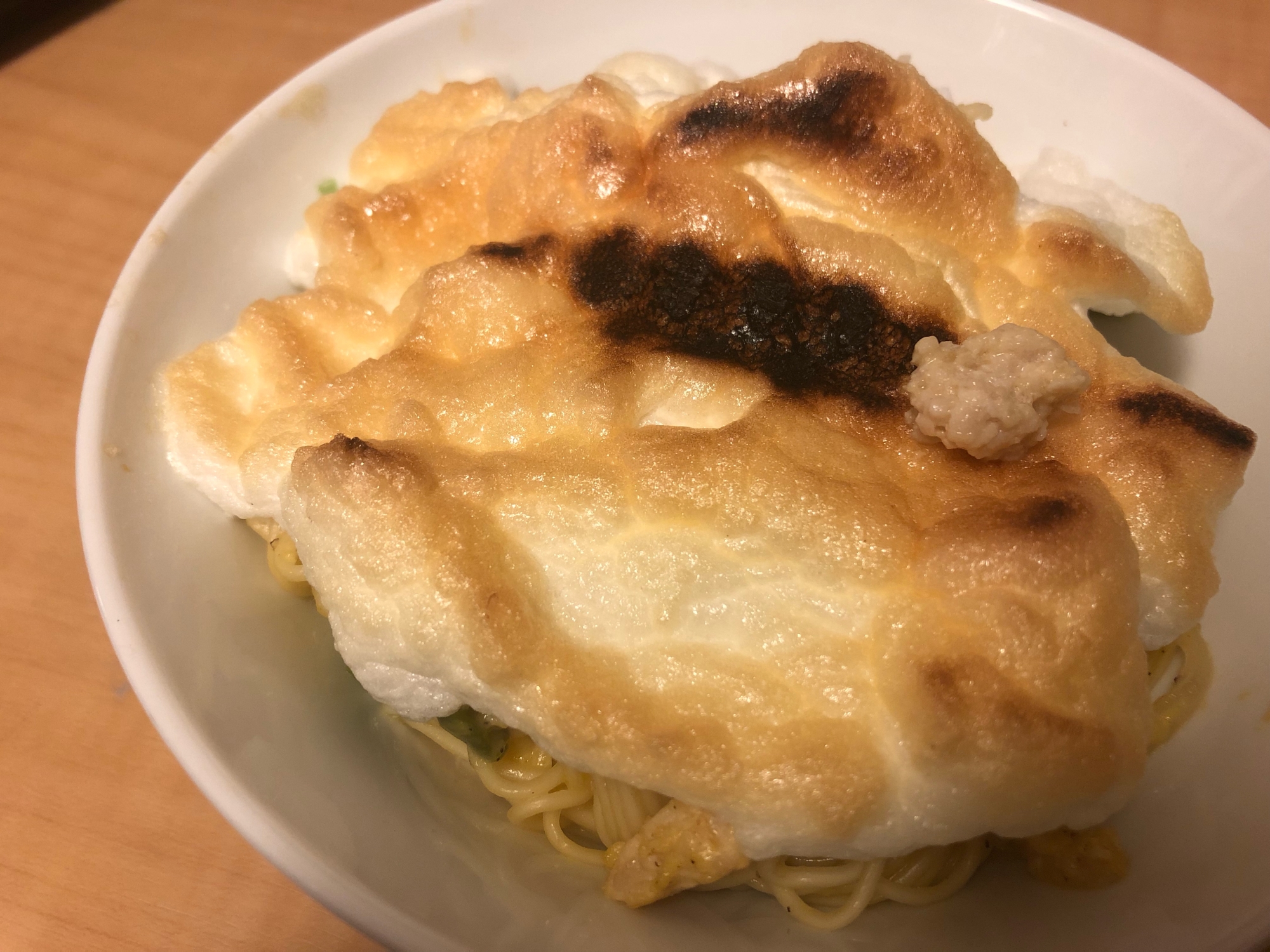 メレンゲをのせたカルボナーラそうめん