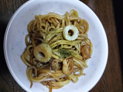 もやしと人参とちくわの焼きそば
