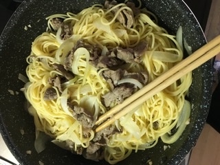 牛肉クリームパスタ