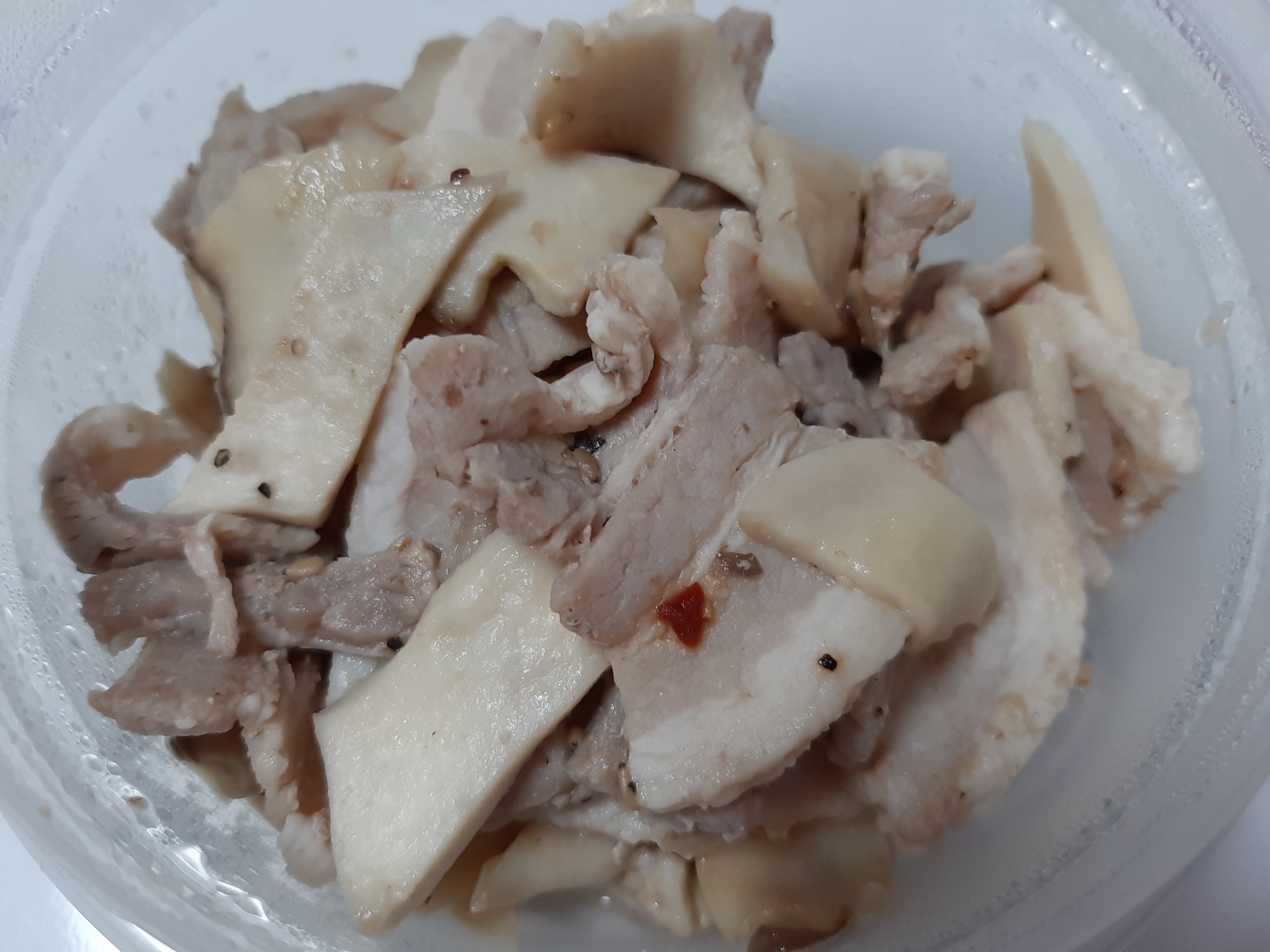 豚バラ肉とエリンギのスタミナ炒め