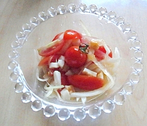 トマトと玉ねぎのサラダ