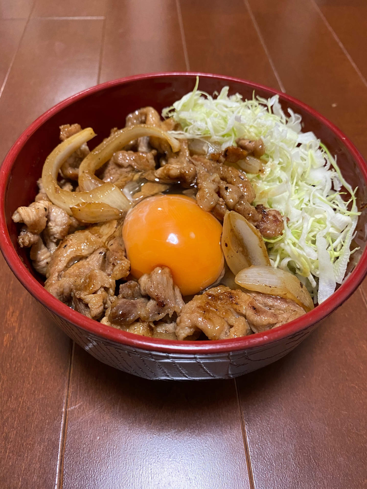 簡単❗️すき焼きのたれで生姜焼き丼