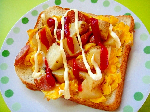 冷凍ポテトのオムレツトースト