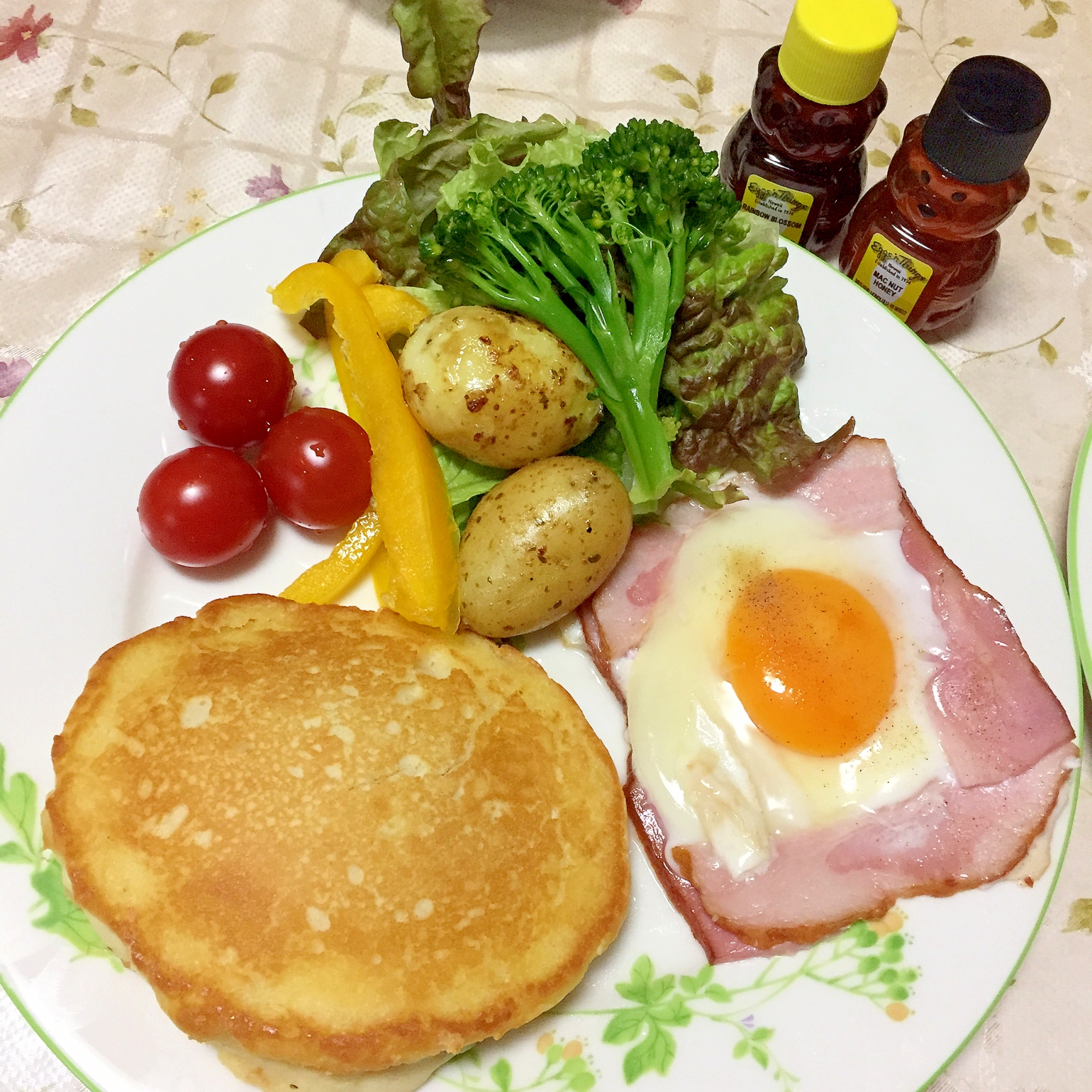 エッグスンシングスの粉を使って焼いたパンケーキ