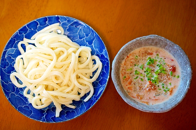 豆乳キムチだれの冷やしつけうどん