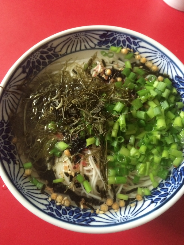 がごめ昆布入りのあっさりにゅうめん