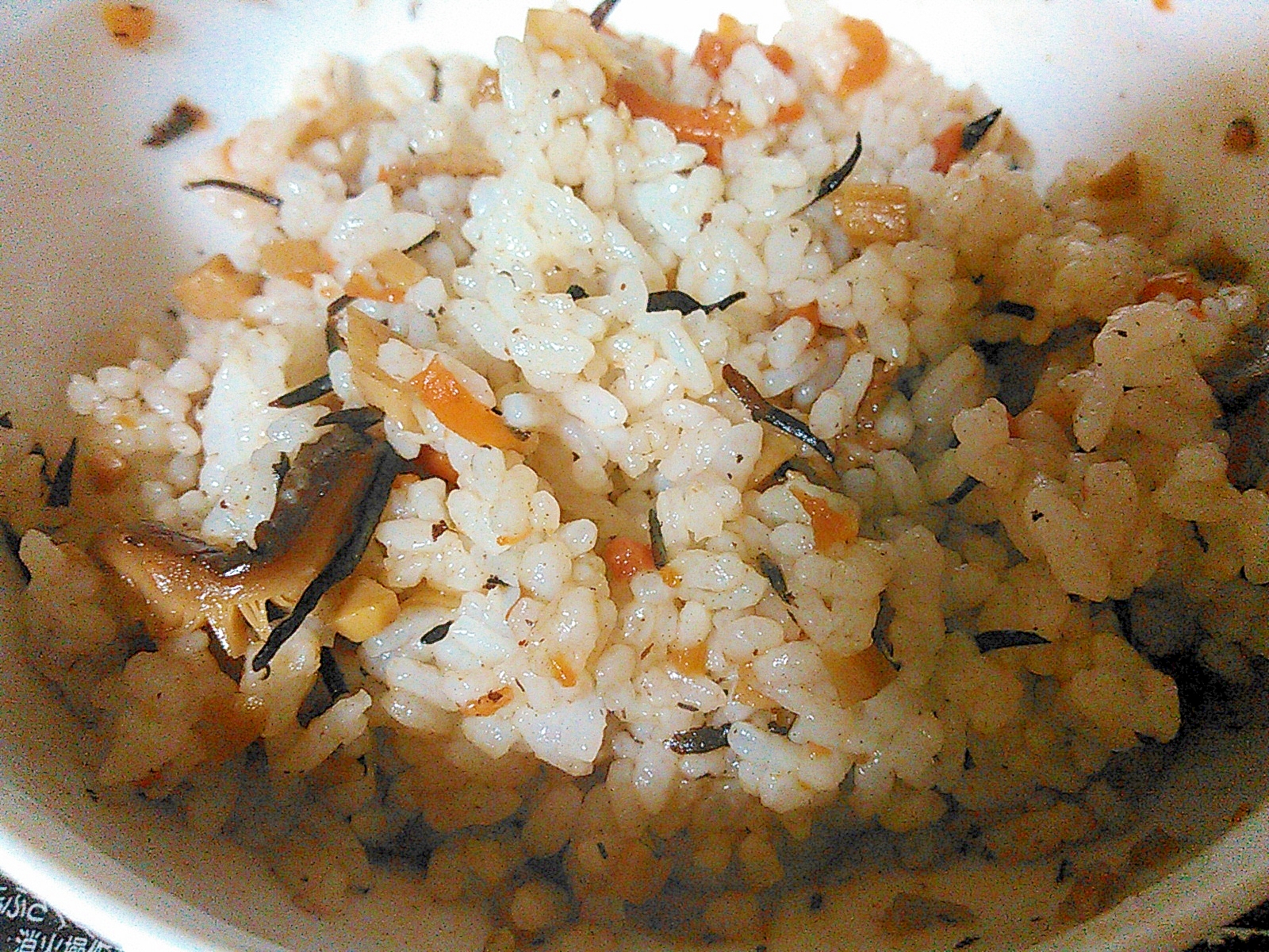 椎茸と人参の混ぜご飯