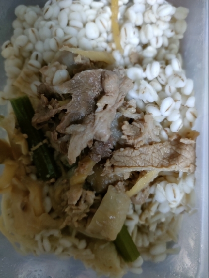 「簡単なのに本格」玉ねぎトロトロつゆだく牛丼