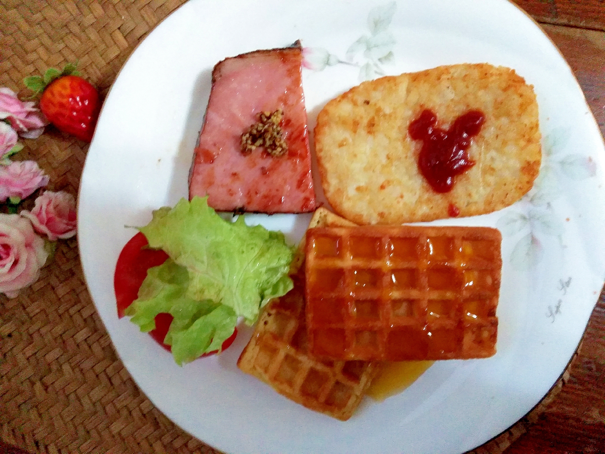 朝食～ワンプレートワッフル