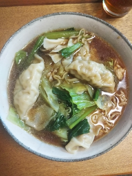 茹でたらそのまま丼投入☆手作り餃子入り醤油ラーメン