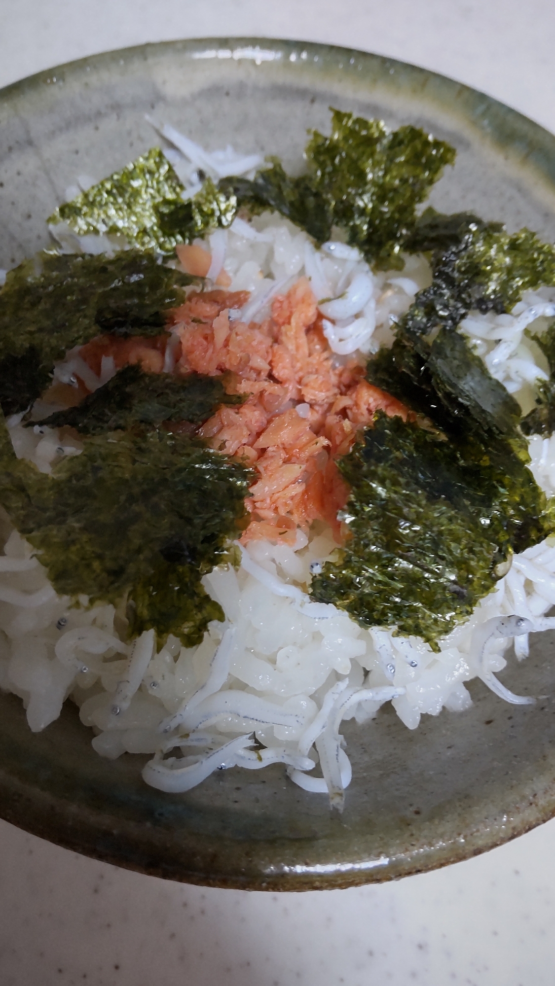 しらすと鮭フレーク丼☆