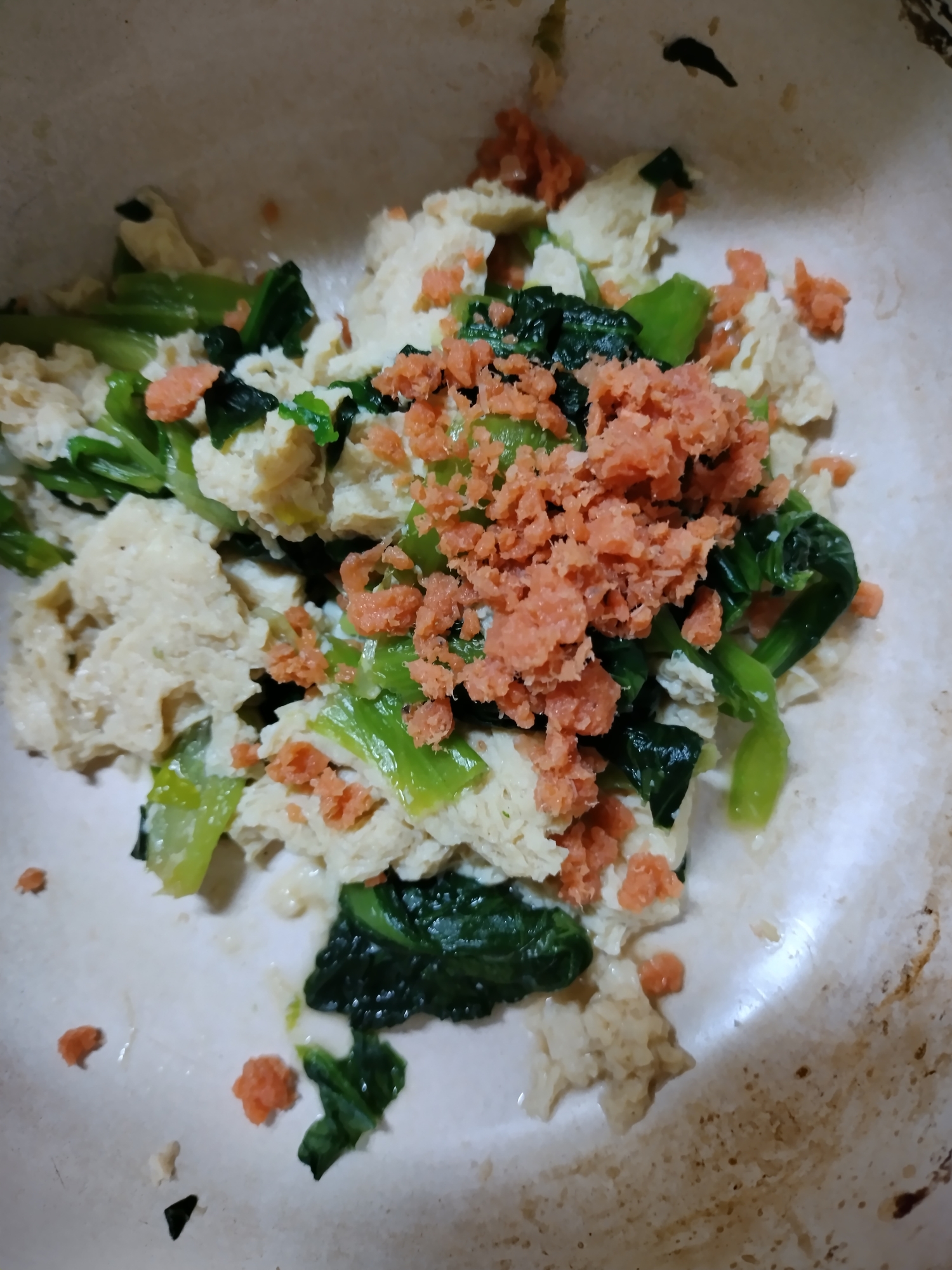 【幼児食】小松菜と豆腐、鮭フレークでご飯のお供に