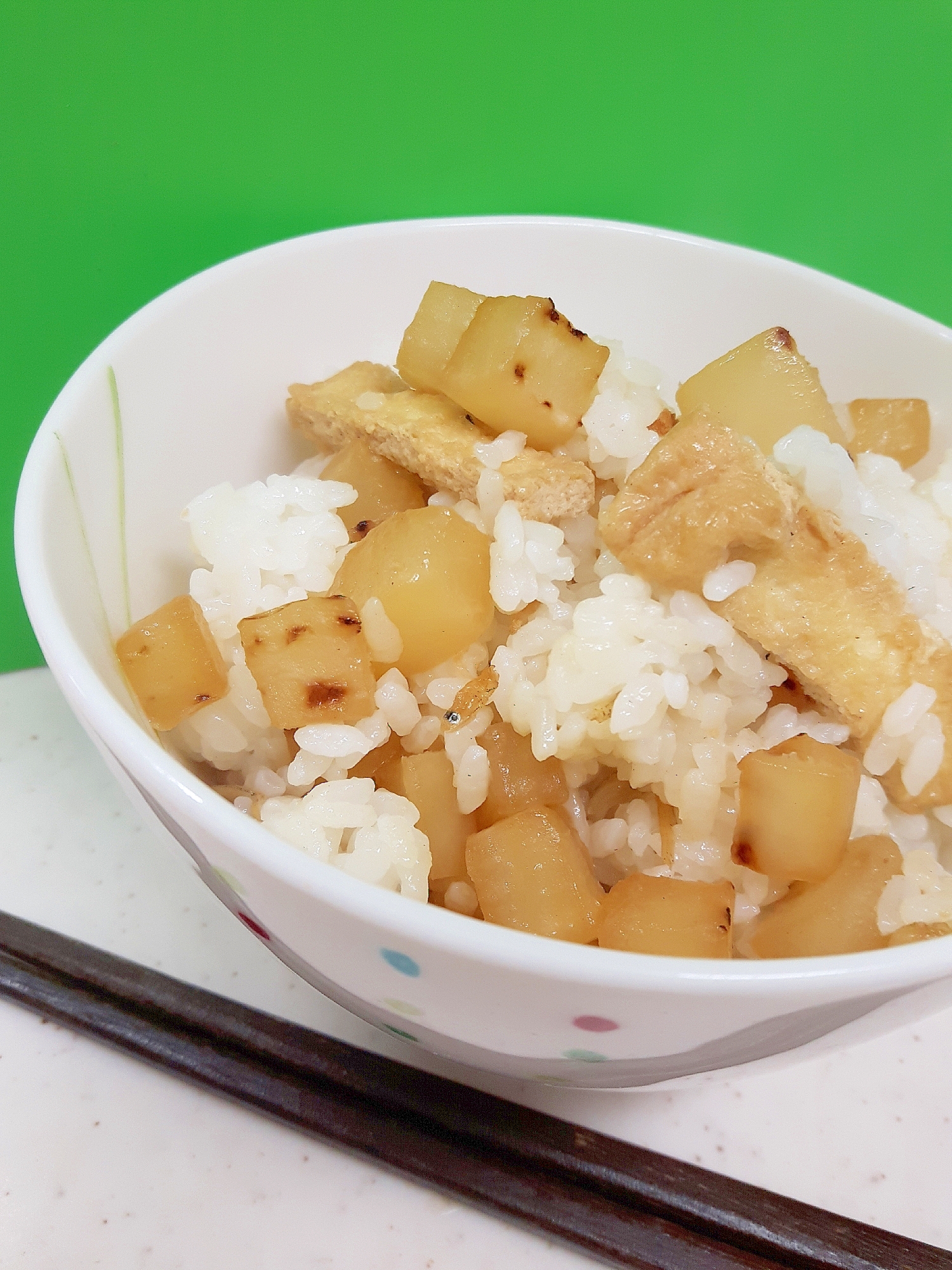 簡単混ぜご飯(^_^)油揚げとじゃこの大根飯♪