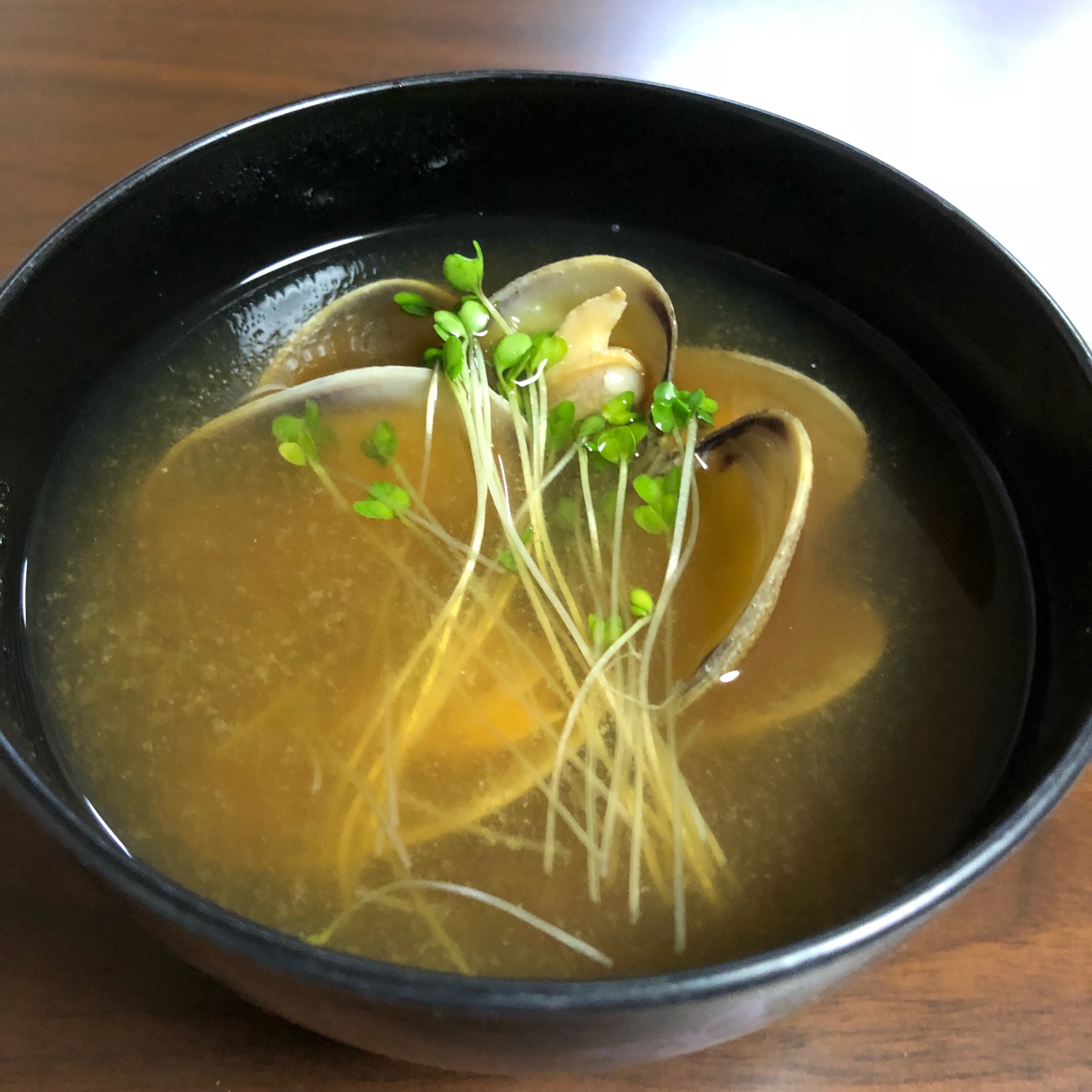 酒蒸しから作る あさりの味噌汁