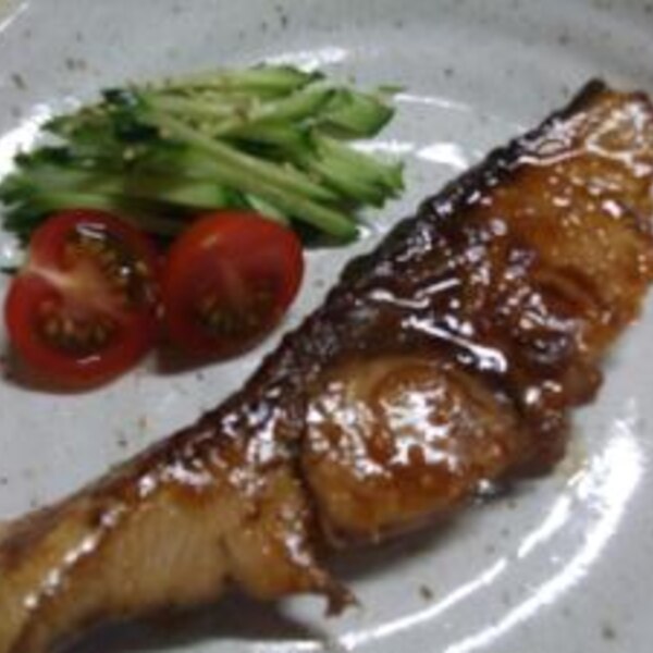 フライパンで作る ぶり赤身の照り焼き レシピ 作り方 By Gariko1346 楽天レシピ フライパンで作る ぶり赤身の照り焼き レシピ 作り方 By Gariko1346 楽天レシピ