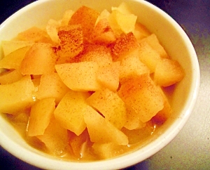 レンジで作る 角切りリンゴのシナモン風味コンポート レシピ 作り方 By ミカポン 楽天レシピ
