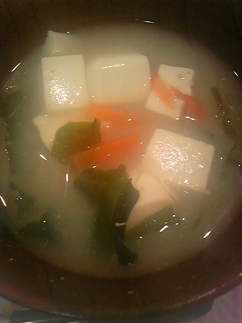 わかめと豆腐の冷や味噌スープ