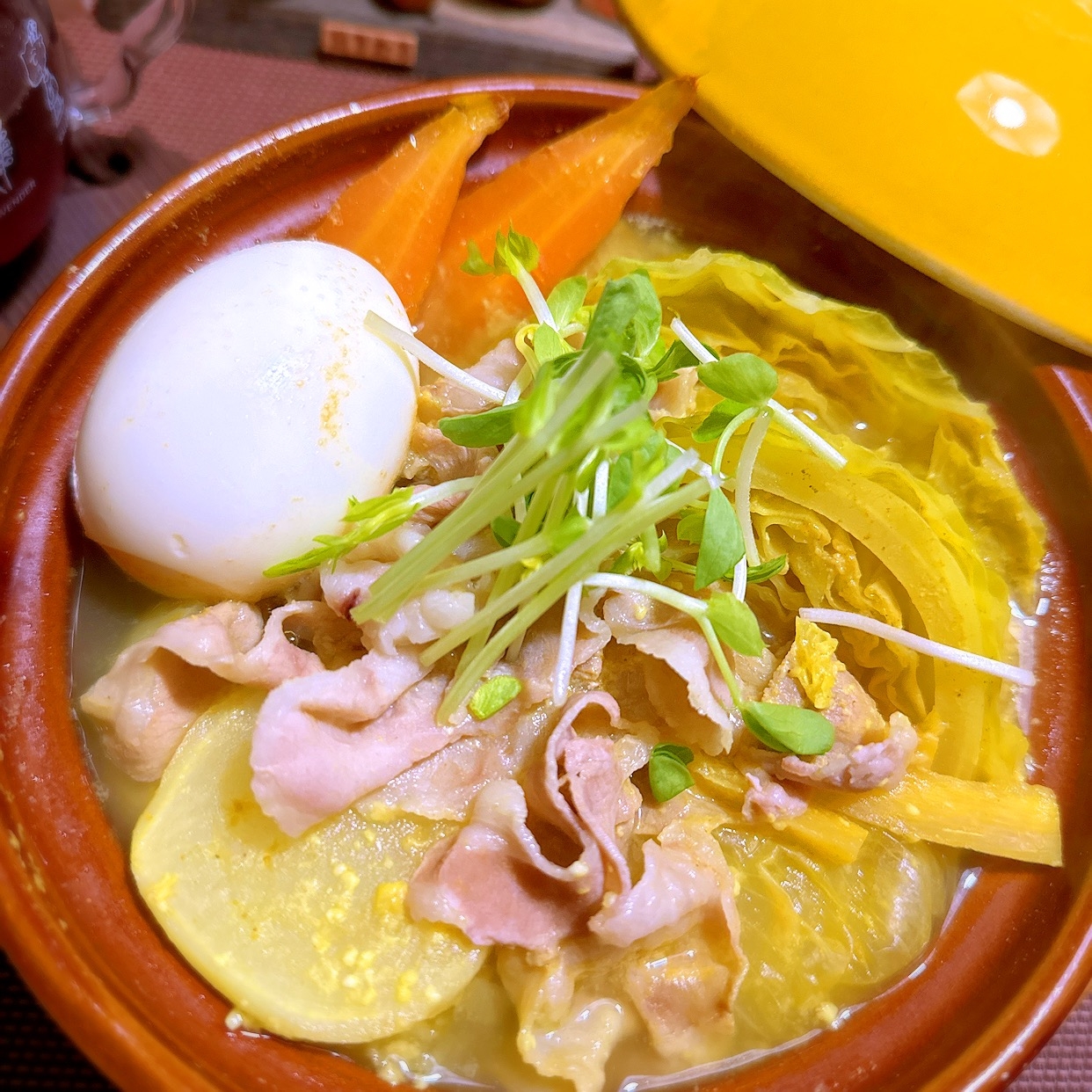 フルーティな酒粕豚しゃぶカレーポトフ