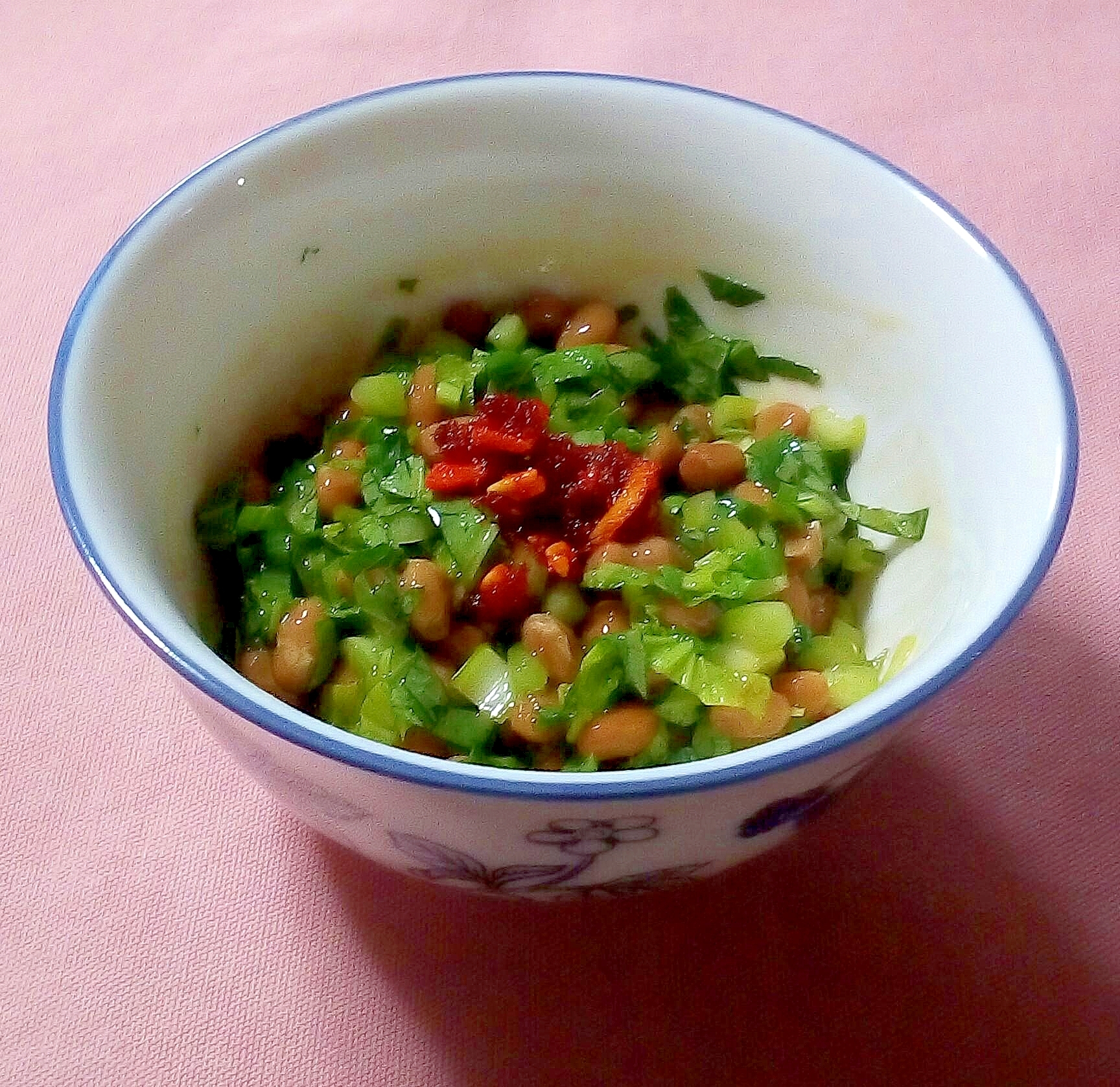 小松菜と食べる辣油納豆