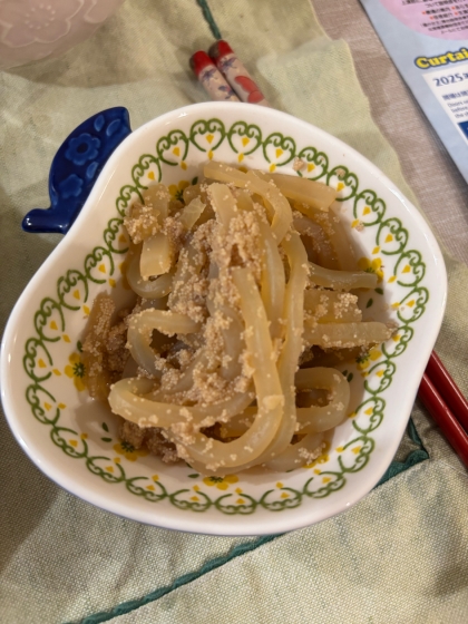 つきこんにゃくとベーコンの煮物