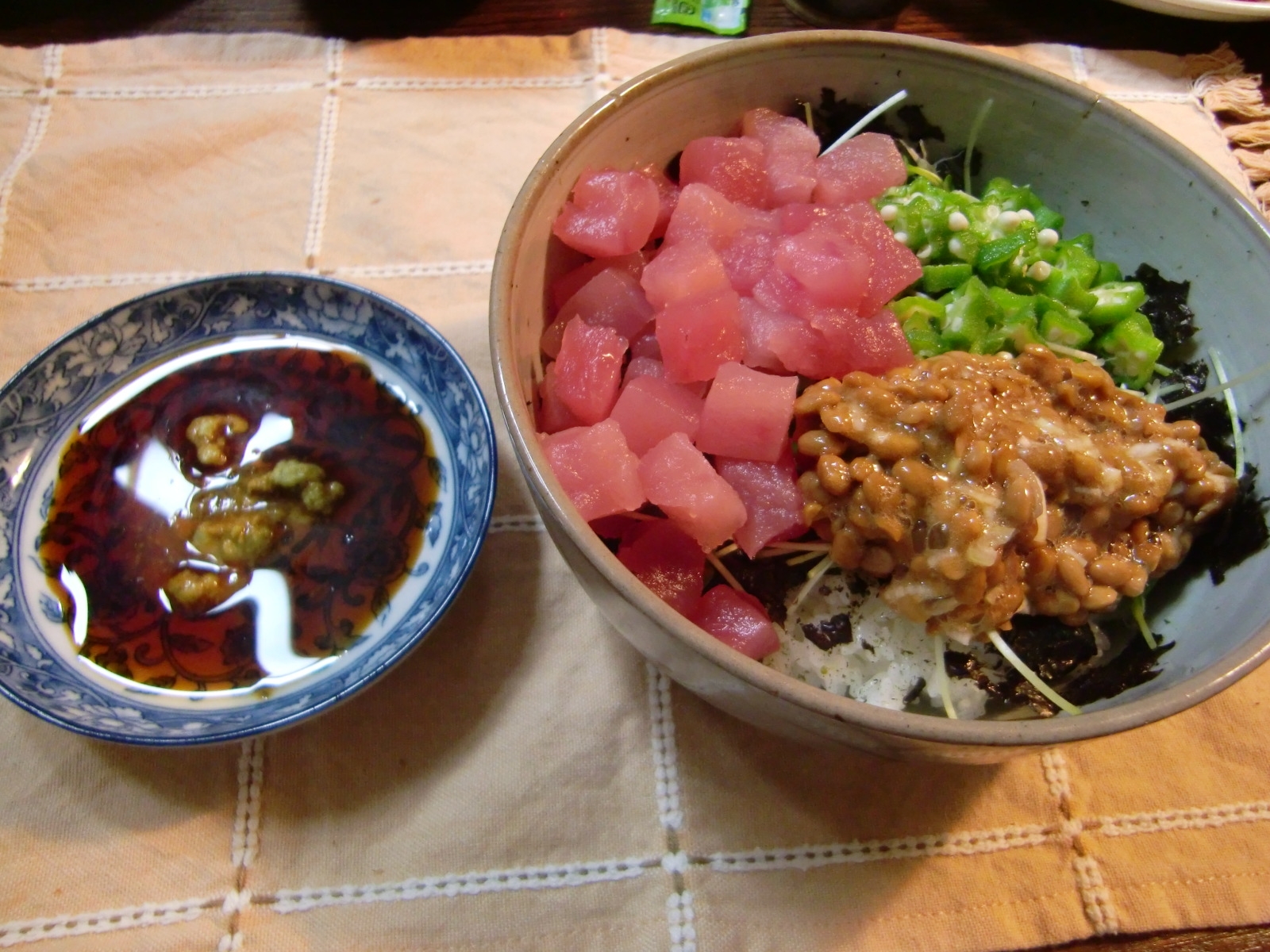 ねばねば鉄火丼★